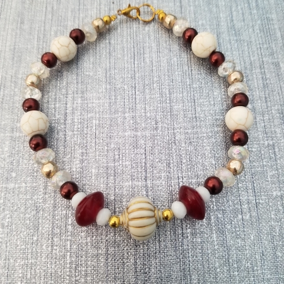 Handcrafted Woman Bracelet - Picture 2 of 3